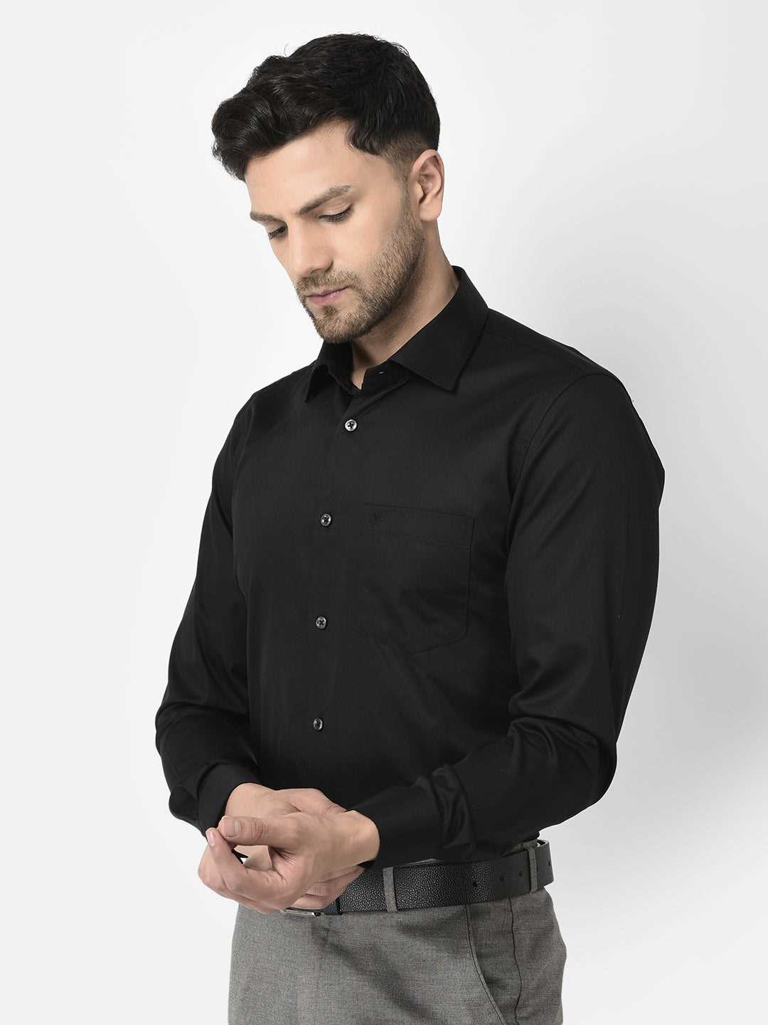 Cobb Black Solid Slim Fit Formal Shirt Black XL-42