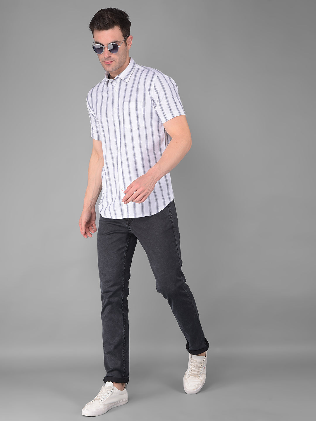 cobb white striped half-sleeve slim fit casual shirt