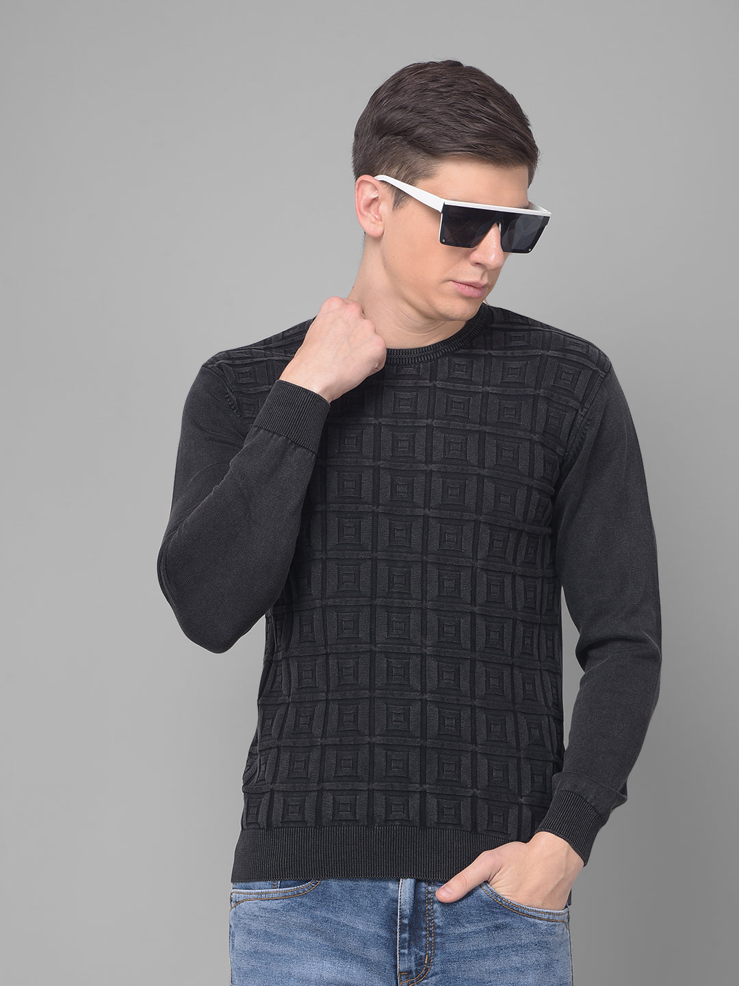 COBB SOLID BLACK PATTERN ROUND NECK SWEATER