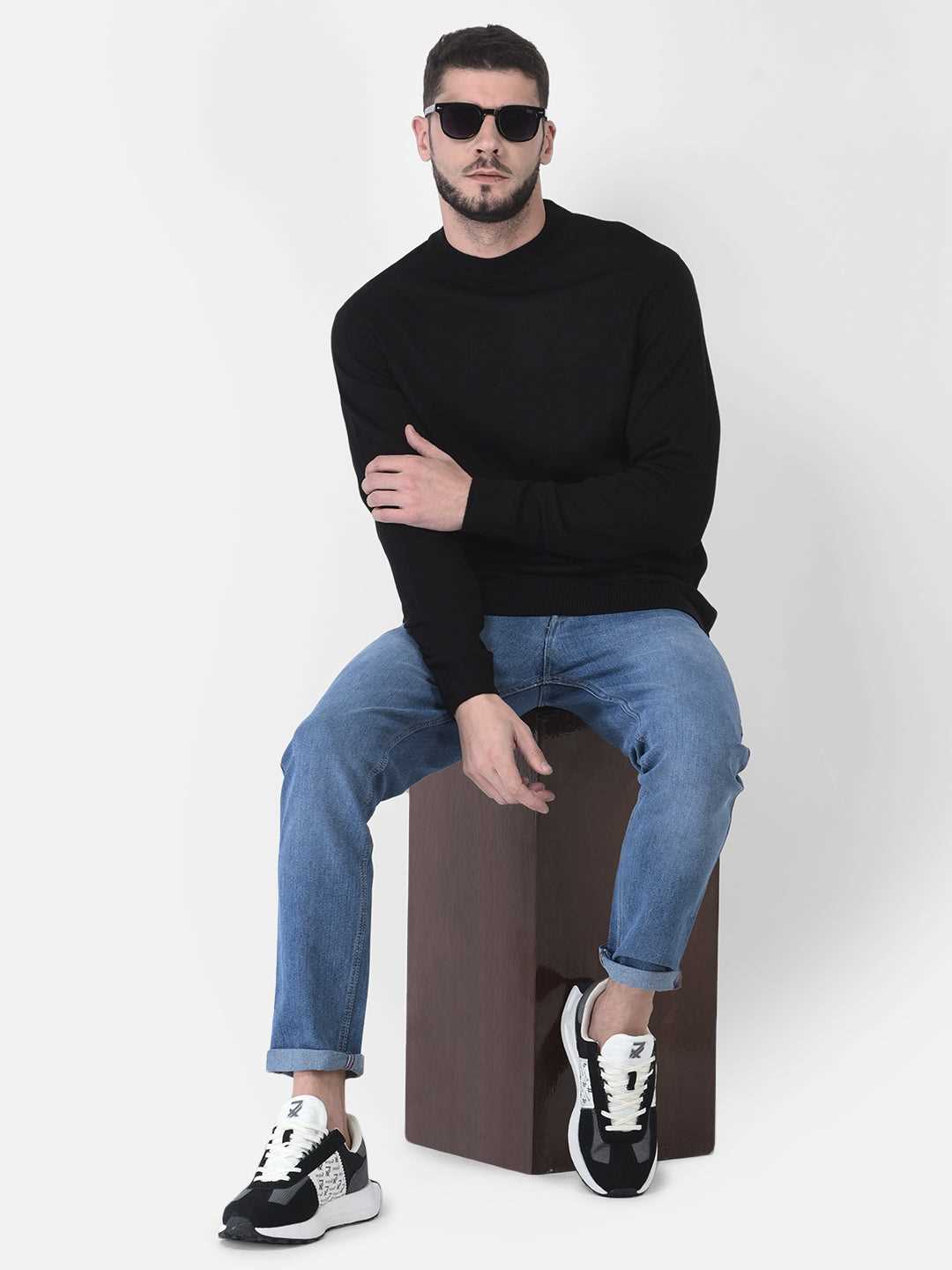 Cobb Black Solid Round Neck Sweater Black