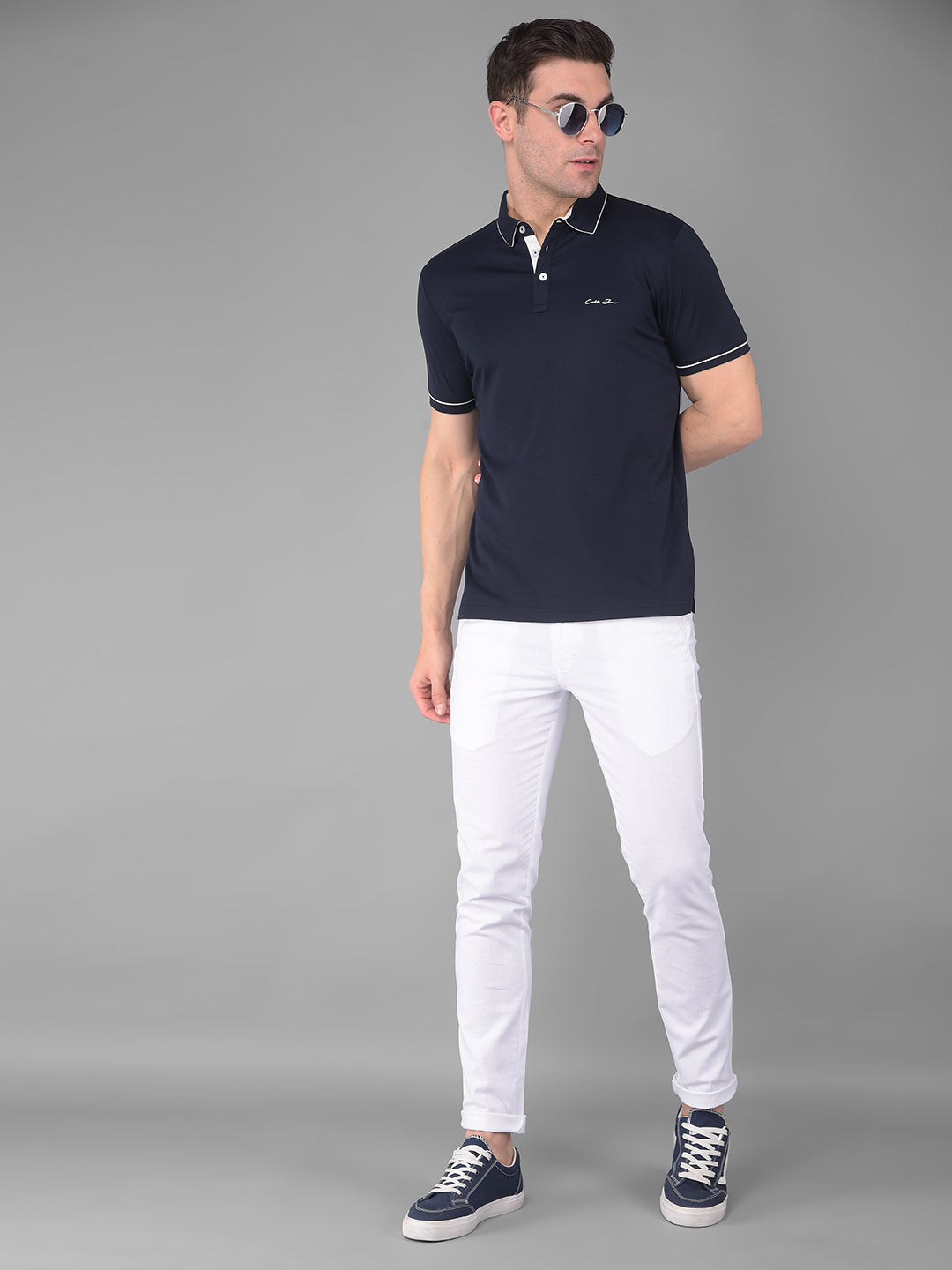 cobb solid navy blue polo neck t-shirt