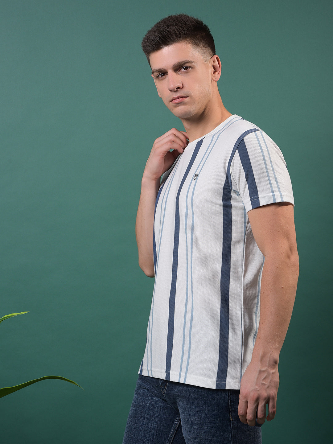 COBB WHITE STRIPED ROUND NECK T-SHIRT