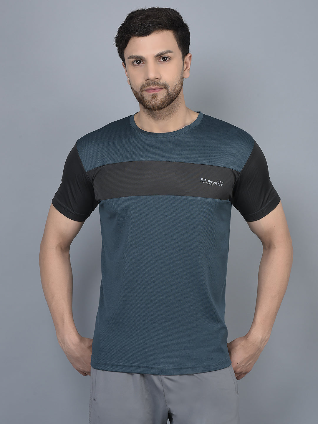 Cobb Teal Solid Round Neck T-Shirt
