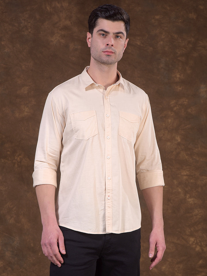 cobb beige solid slim-fit casual shirt