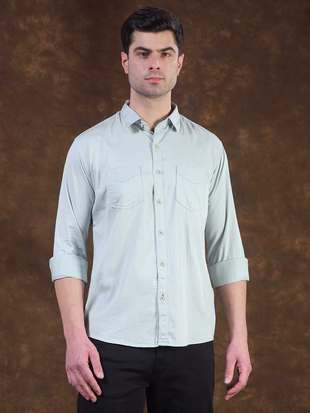 cobb mint solid slim-fit casual shirt