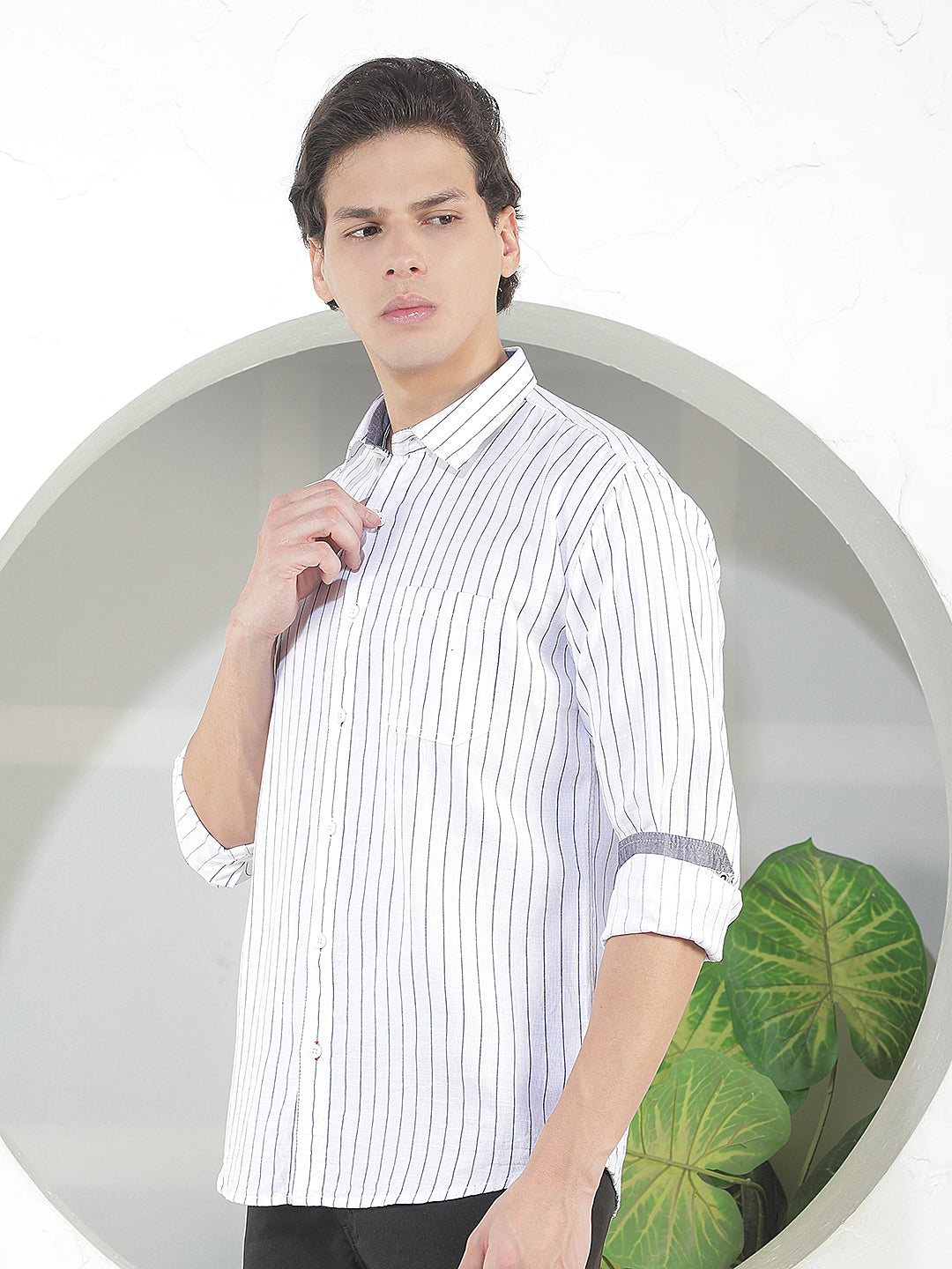 WHITE STRIPED SLIM-FIT CASUAL SHIRT