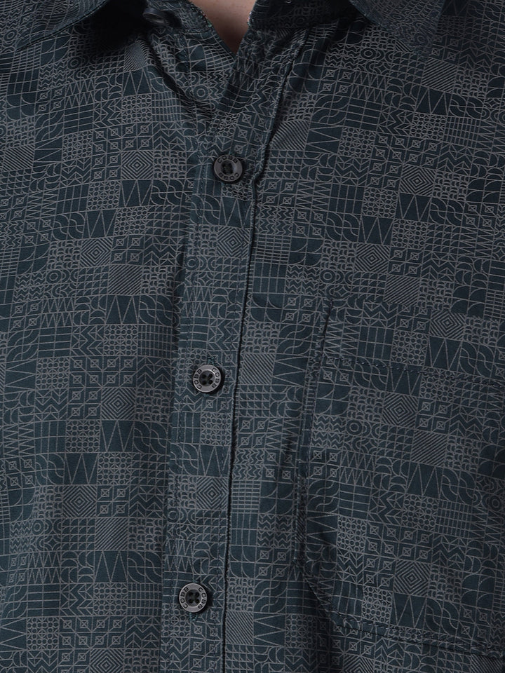 cobb bottle green printed slim-fit casual shirt