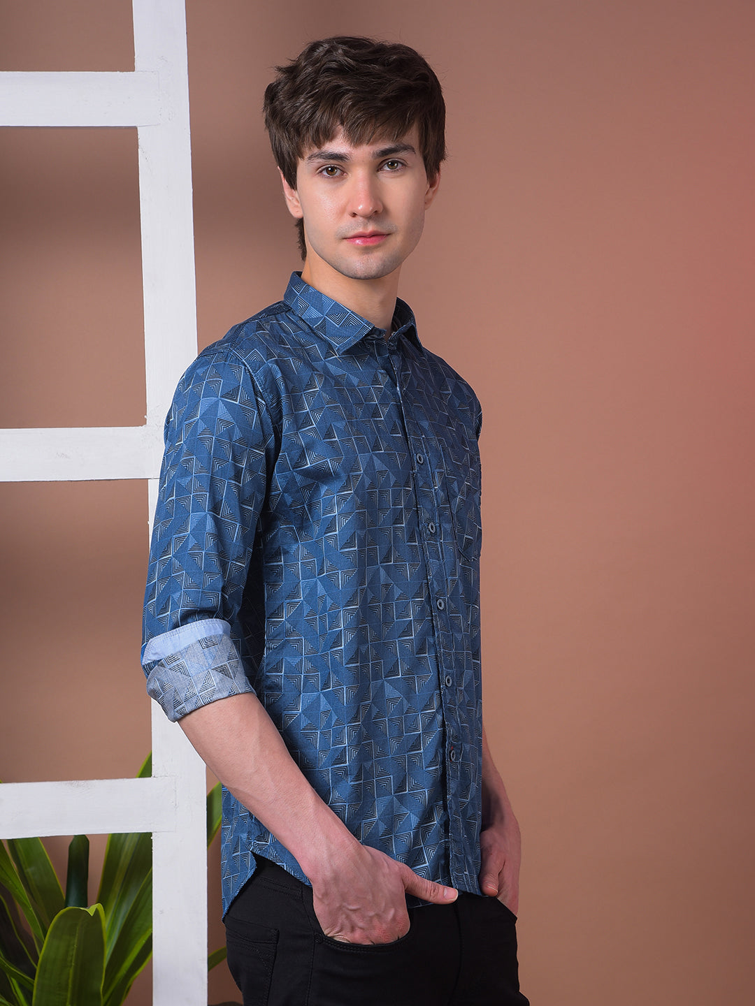 COBB BLUE PRINTED SLIM-FIT CASUAL SHIRT