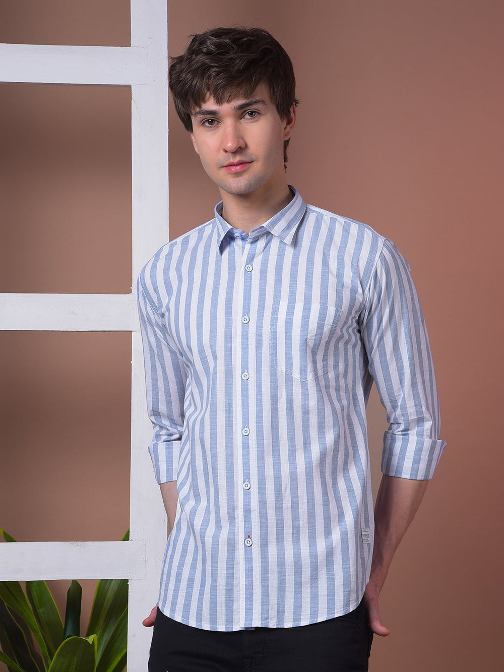 cobb light blue striped slim-fit casual shirt