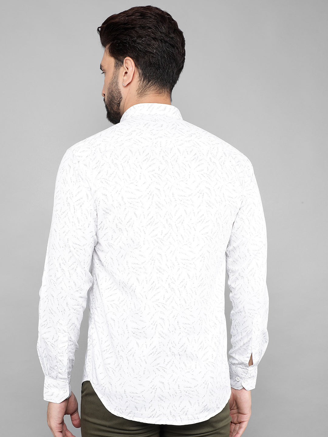 cobb white printed slim-fit casual shirt