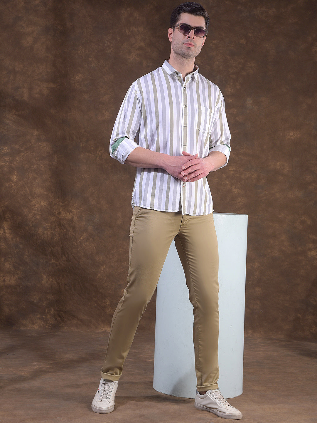 COBB MEN'S OLIVE STRIPED SLIM-FIT CASUAL SHIRT