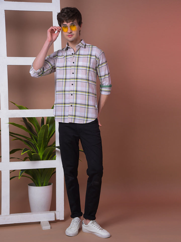 cobb light pink checked slim-fit casual shirt
