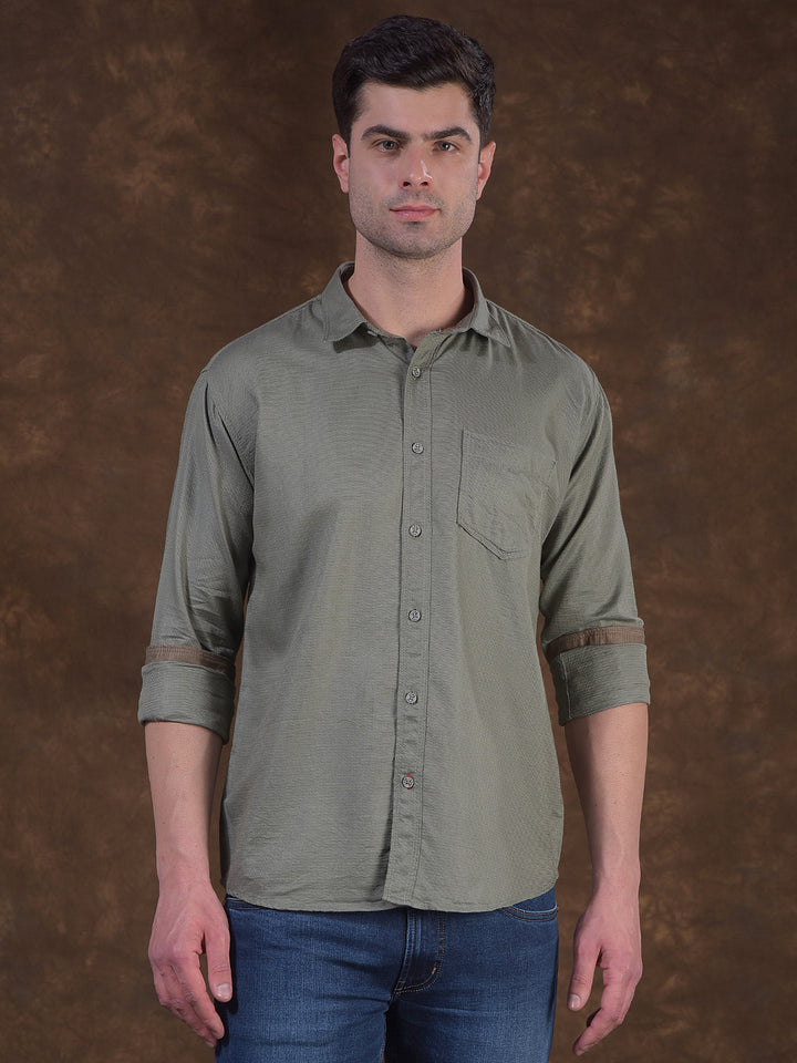 cobb green solid slim-fit casual shirt