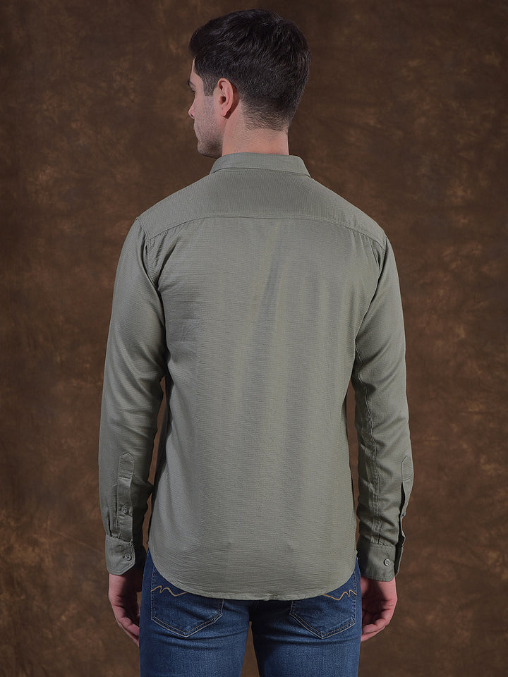 cobb green solid slim-fit casual shirt