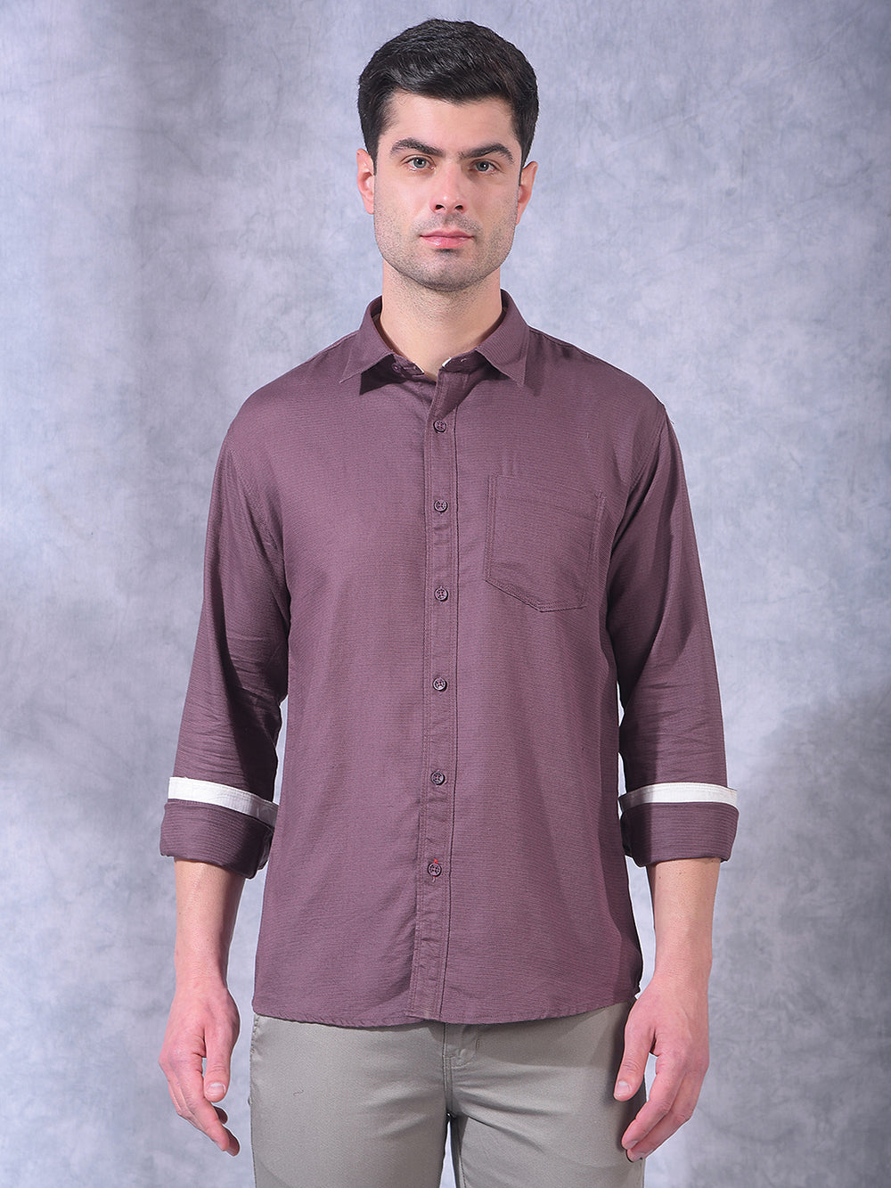 cobb moov solid slim-fit casual shirt