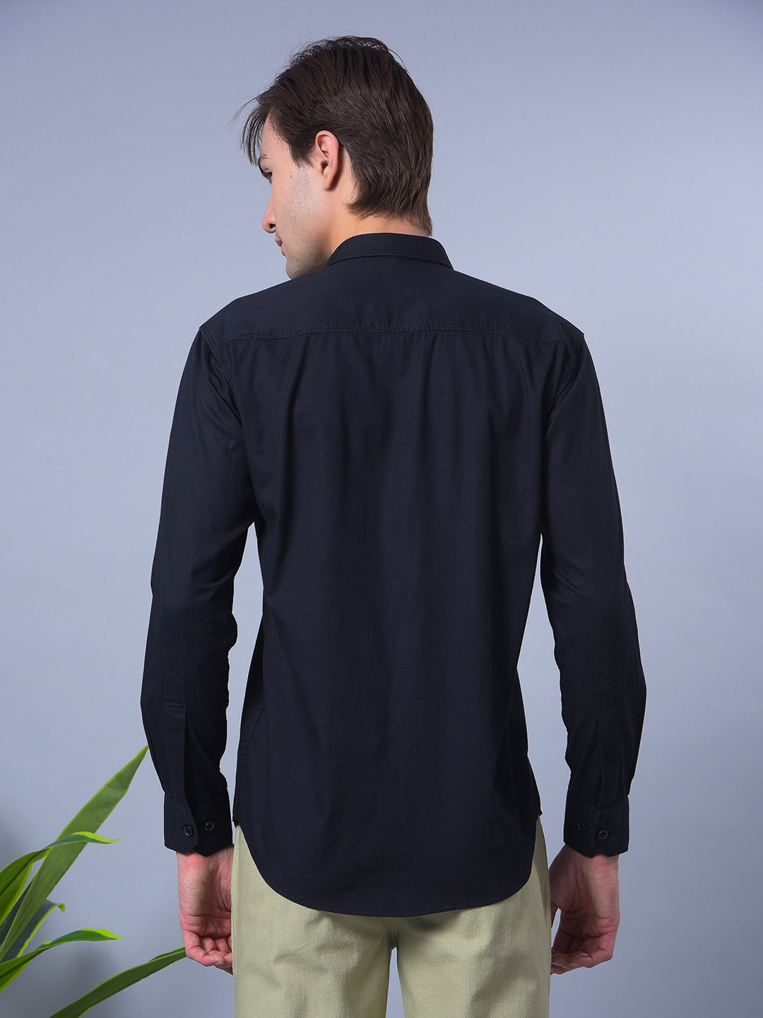 cobb solid black slim-fit casual shirt