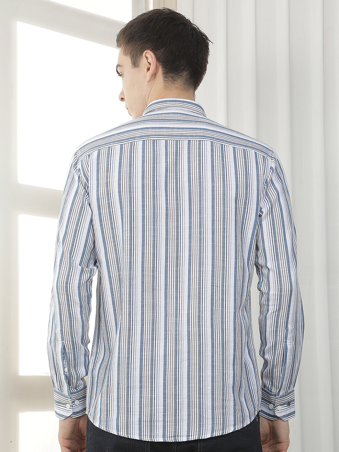 blue striped slim-fit casual shirt