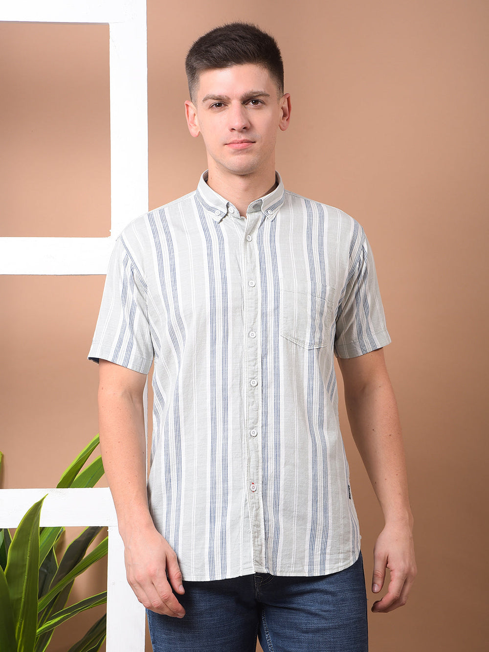 cobb light grey striped half-sleeve casual shirt