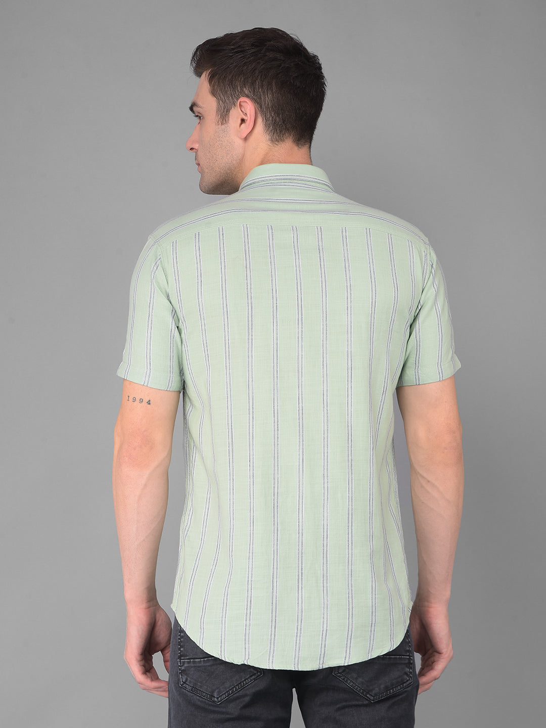 cobb pista green striped half-sleeve slim fit casual shirt
