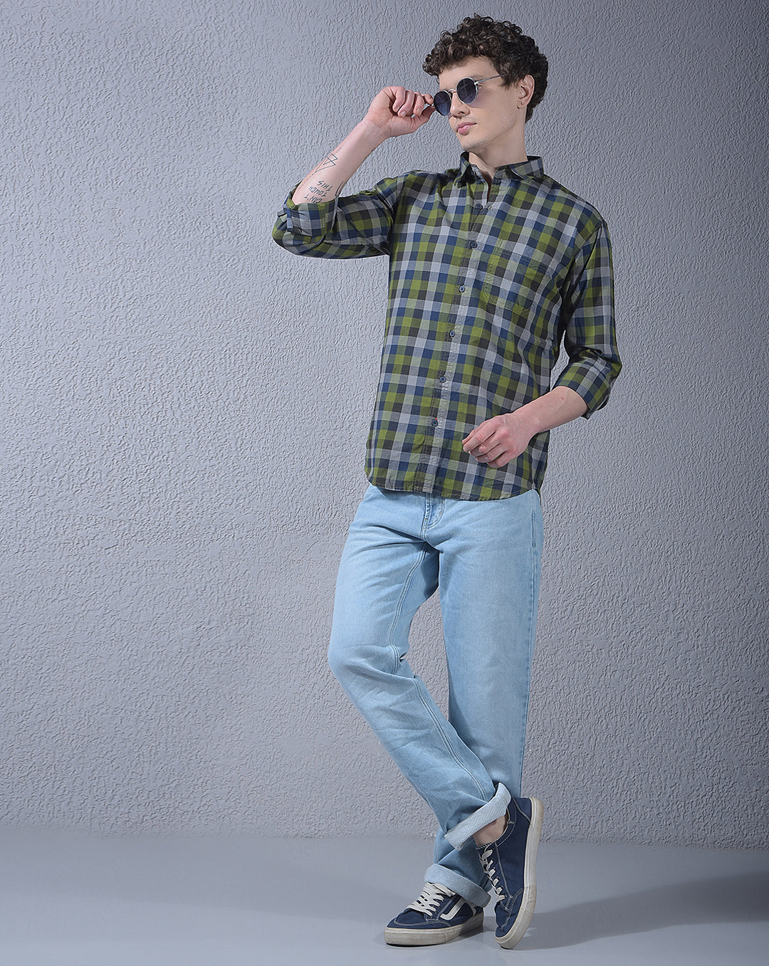 DONLAY MEN'S GREEN CHECKED SLIM-FIT CASUAL SHIRT
