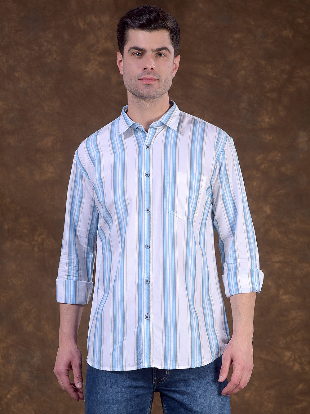 donlay white & blue striped slim-fit casual shirt