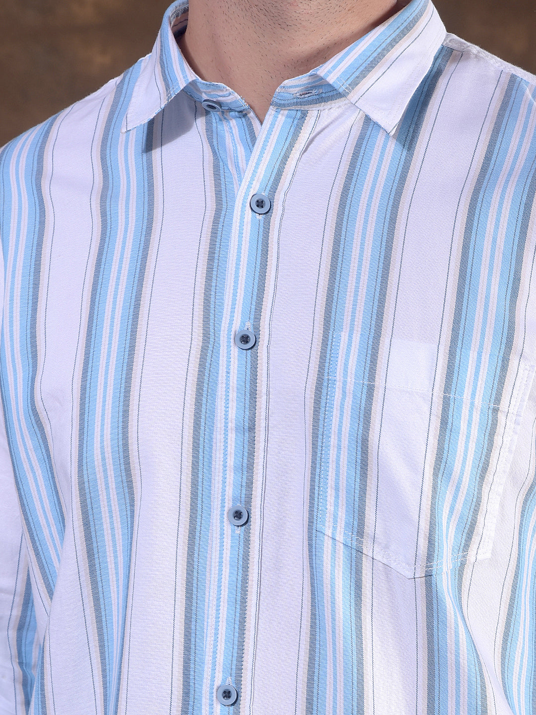 DONLAY WHITE & BLUE STRIPED SLIM-FIT CASUAL SHIRT