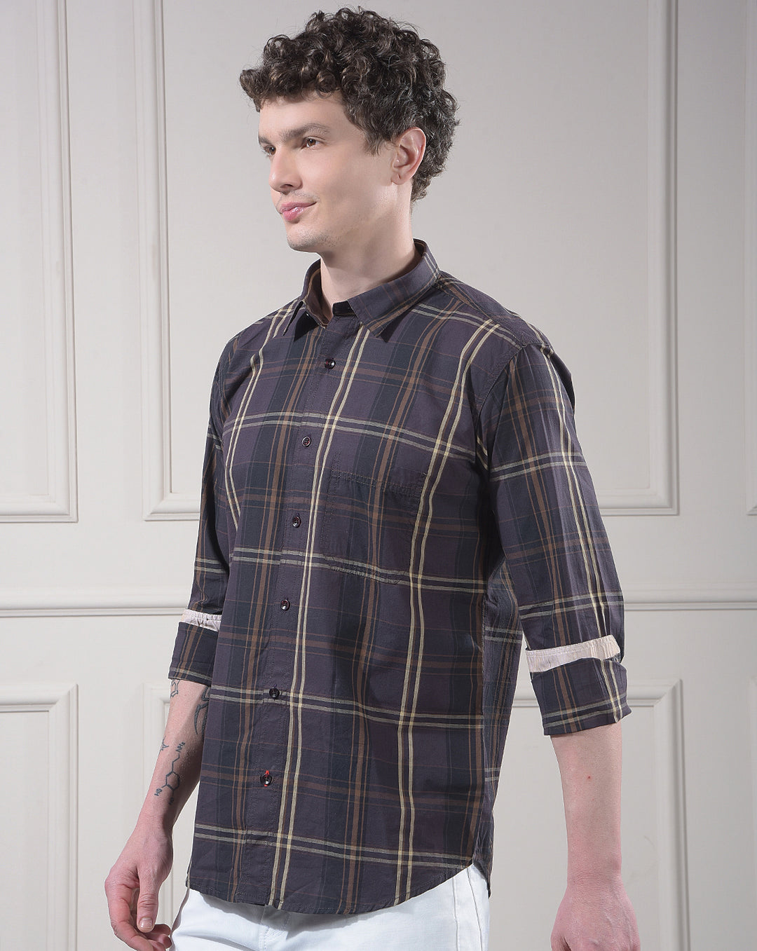 donlay brown checked slim-fit casual shirt