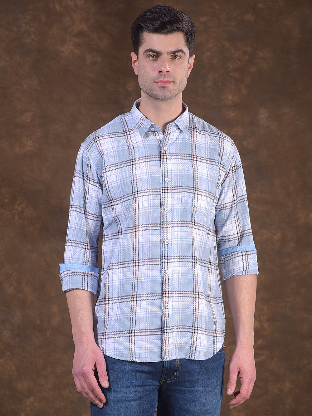 donlay checked sky blue slim-fit casual shirt