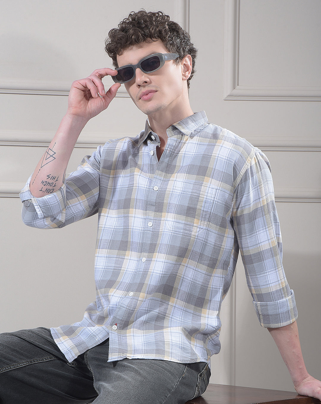 DONLAY GREY CHECKED SLIM-FIT CASUAL SHIRT