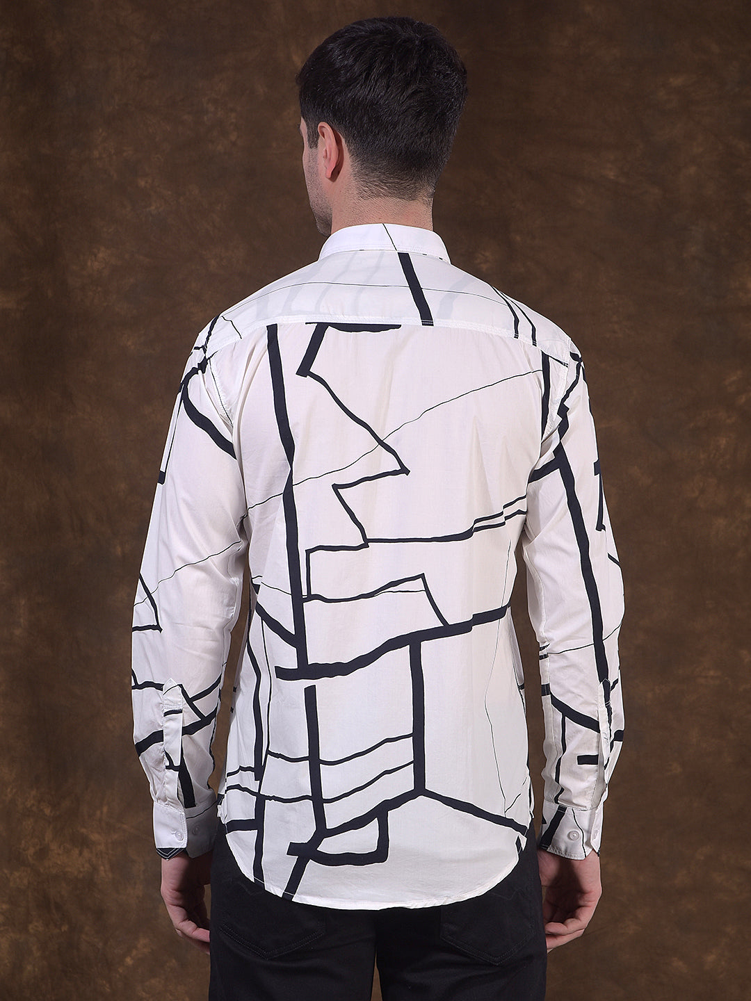 donlay white printed slim-fit casual shirt