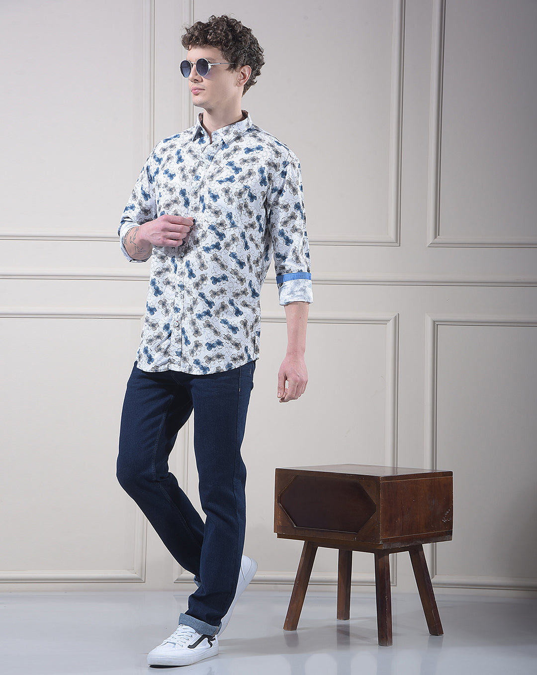 DONLAY BLUE PRINTED SLIM-FIT CASUAL SHIRT