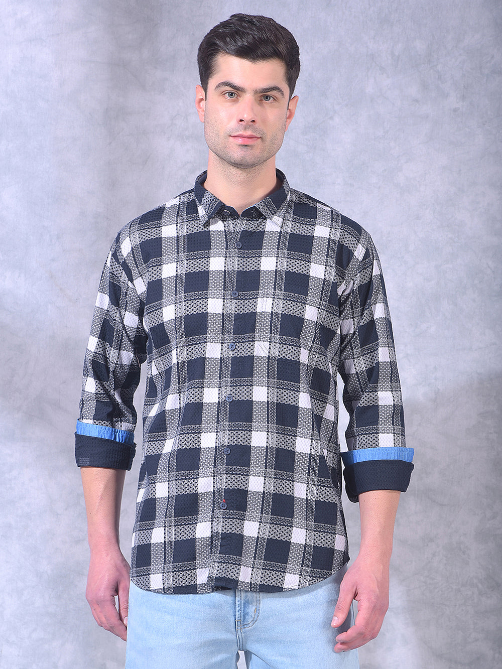 donlay men's navy blue checked slim-fit casual shirt
