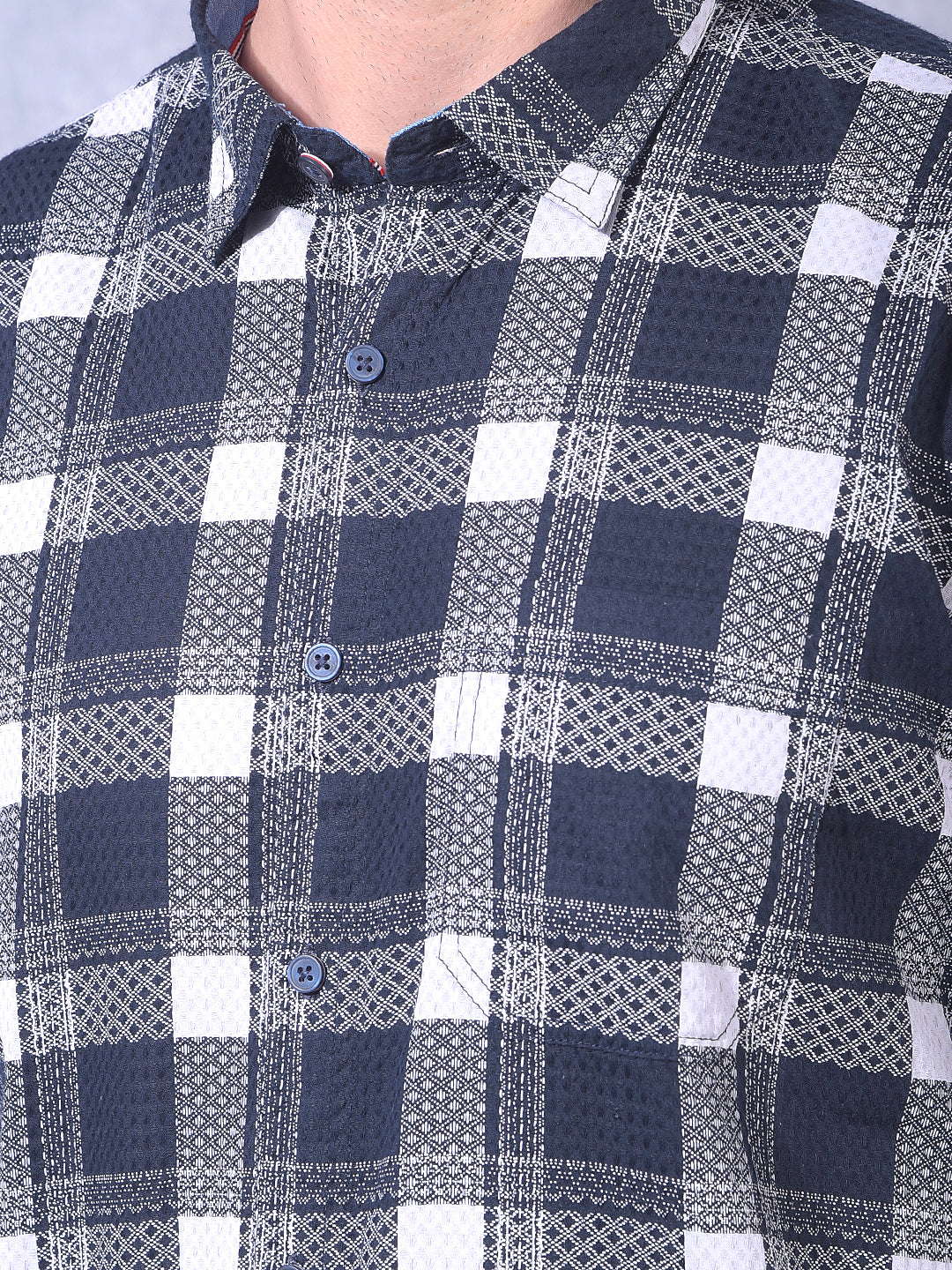 DONLAY MEN'S NAVY BLUE CHECKED SLIM-FIT CASUAL SHIRT