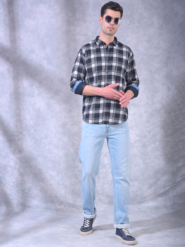 DONLAY MEN'S NAVY BLUE CHECKED SLIM-FIT CASUAL SHIRT