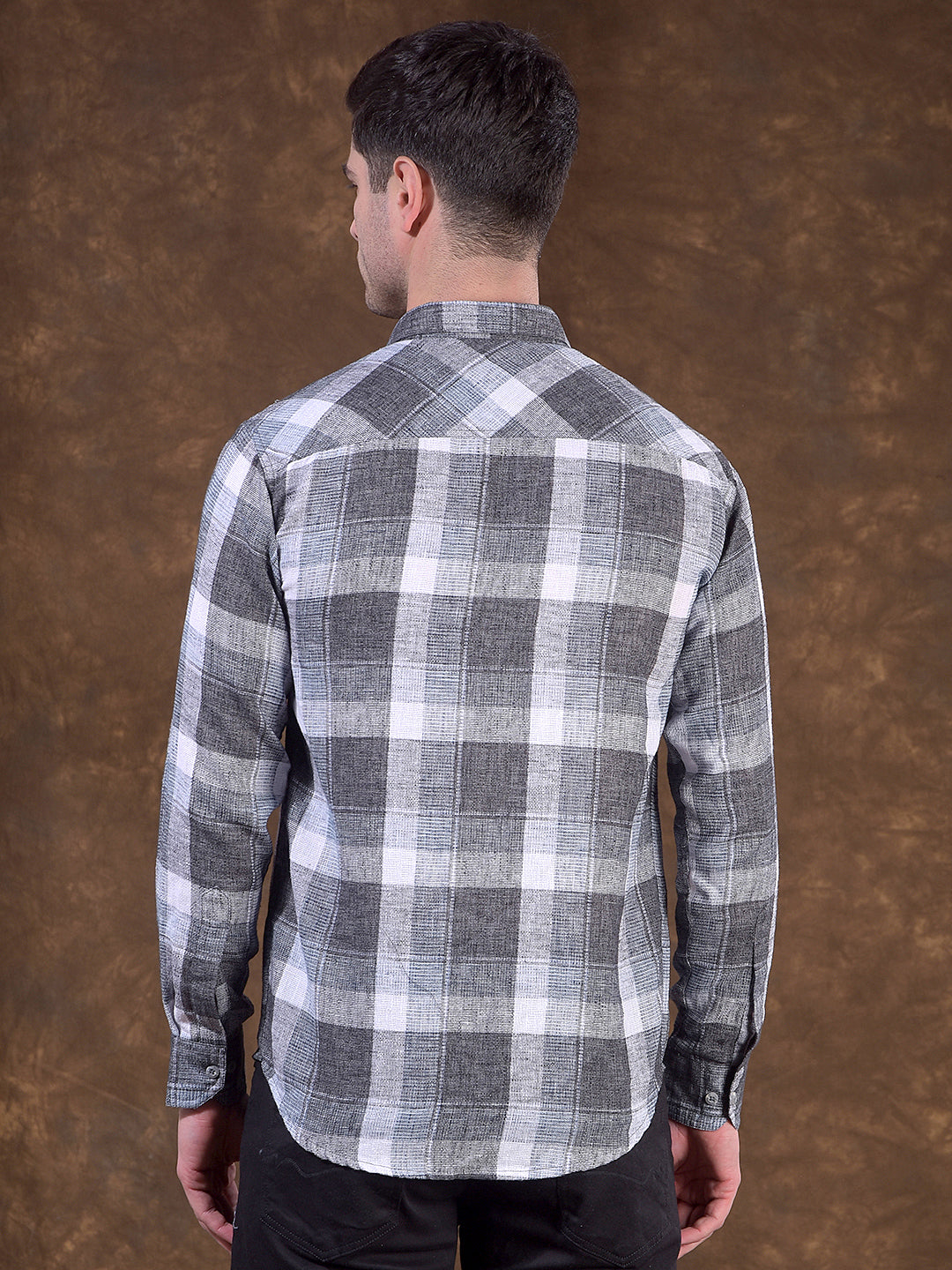 donlay grey checked slim-fit casual shirt