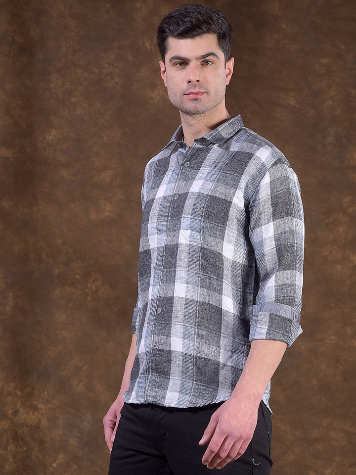 donlay grey checked slim-fit casual shirt