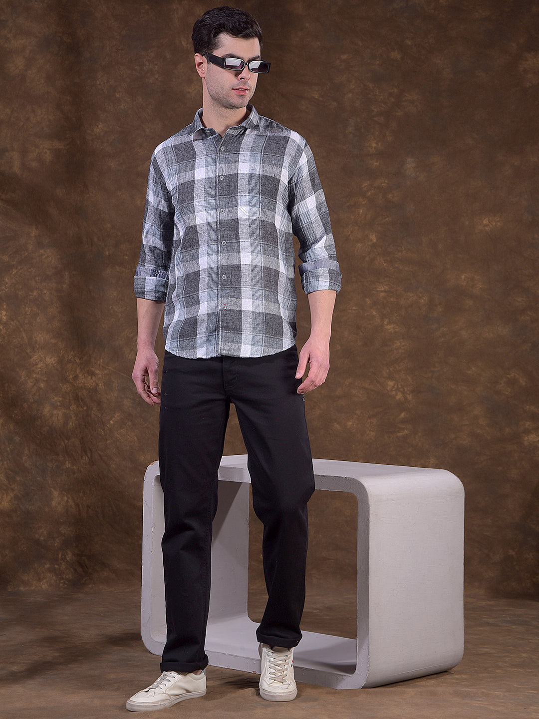 DONLAY GREY CHECKED SLIM-FIT CASUAL SHIRT