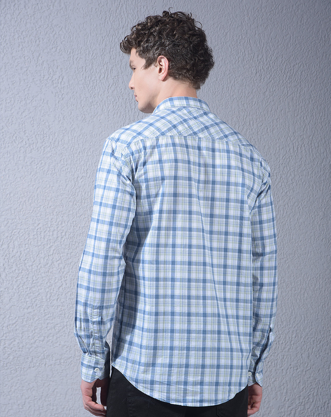 donlay green slim-fit checked casual shirt