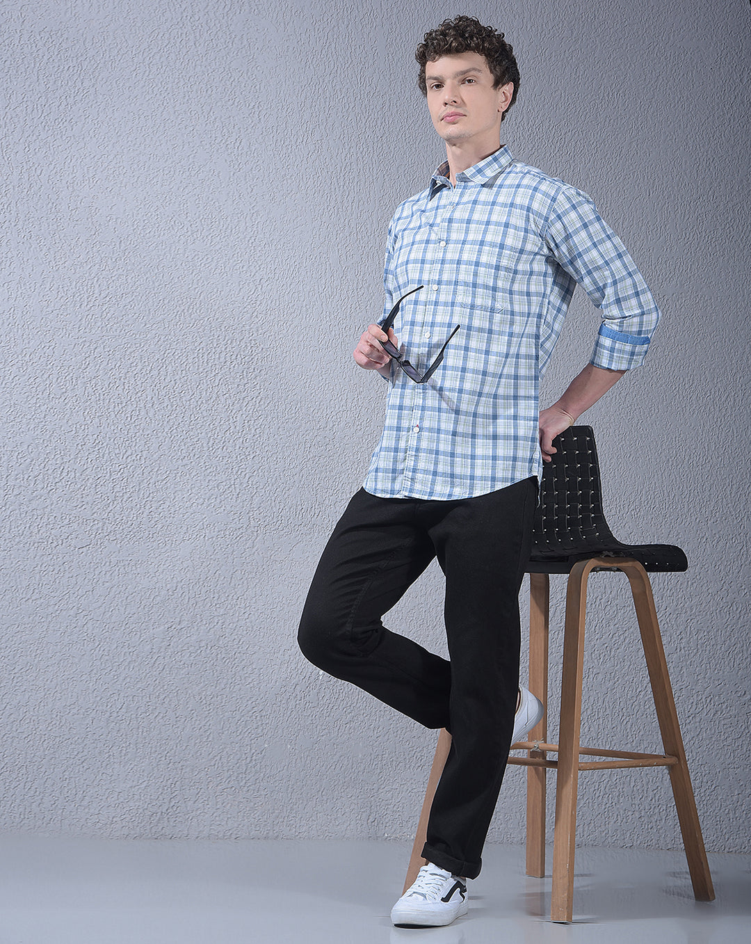DONLAY GREEN SLIM-FIT CHECKED CASUAL SHIRT