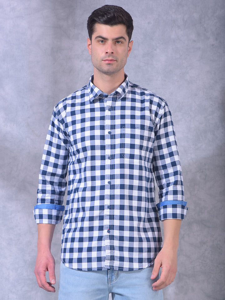 donlay navy blue checked slim-fit casual shirt