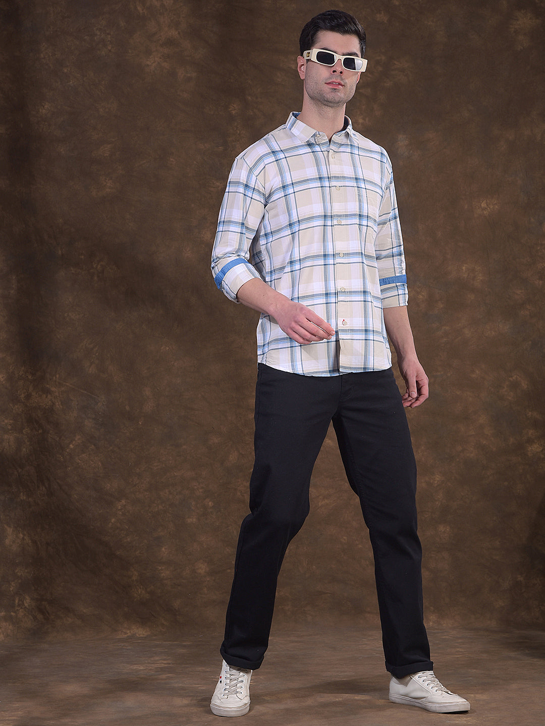 DONLAY BLUE CHECKED SLIM-FIT CASUAL SHIRT