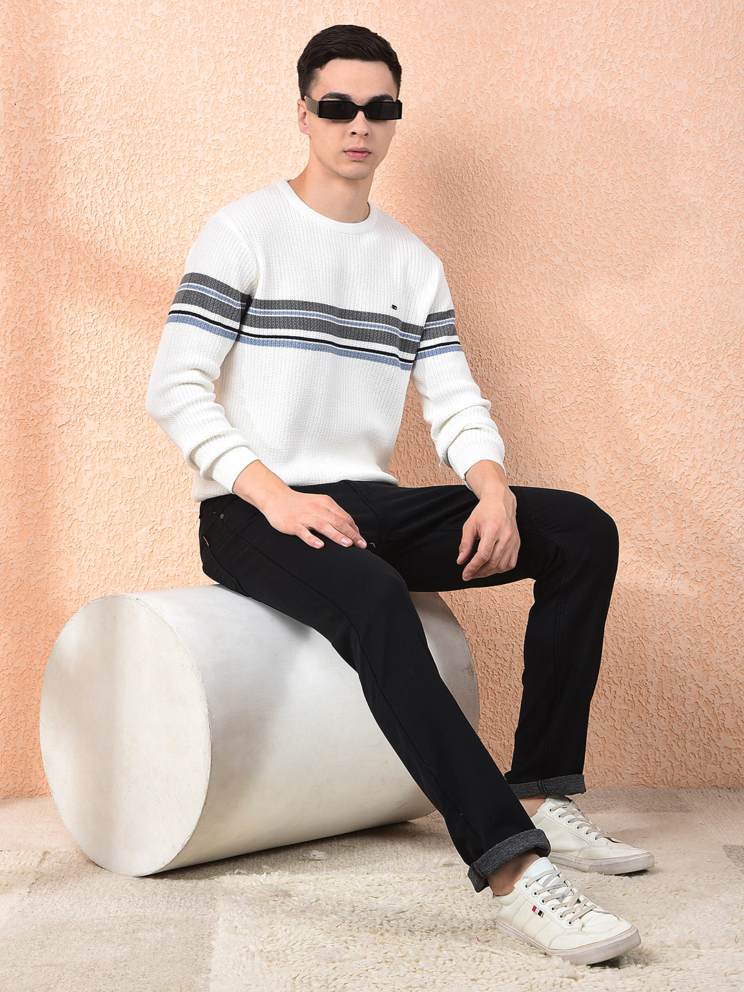 DONLAY BLACK STRAIGHT-FIT JEANS