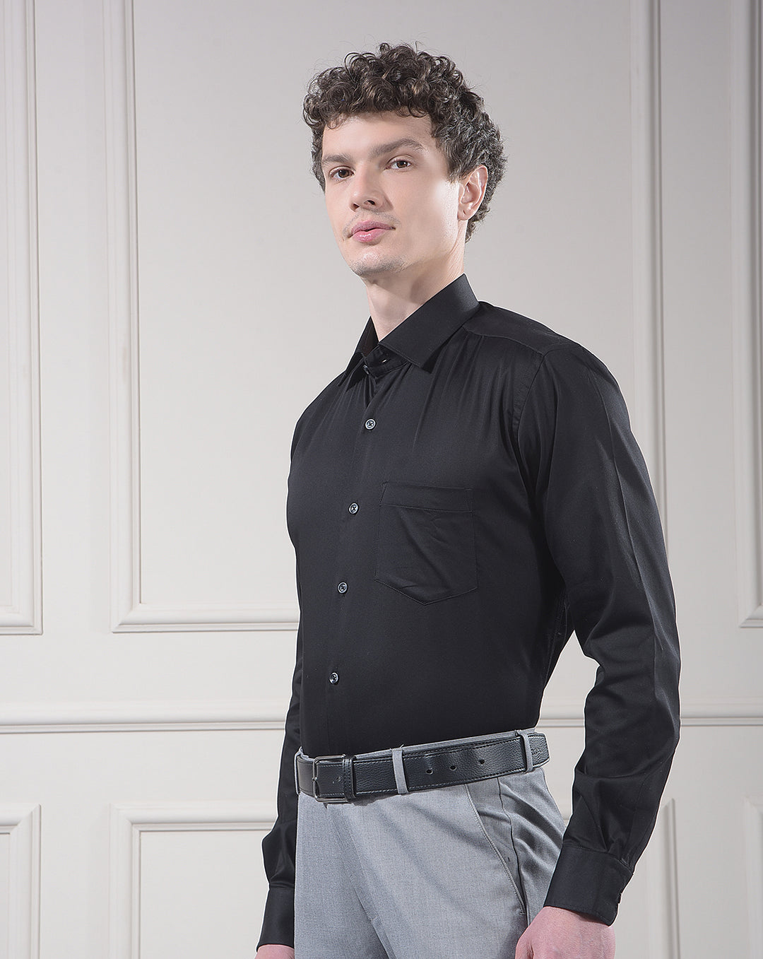 donlay black solid stretch-fit formal shirt