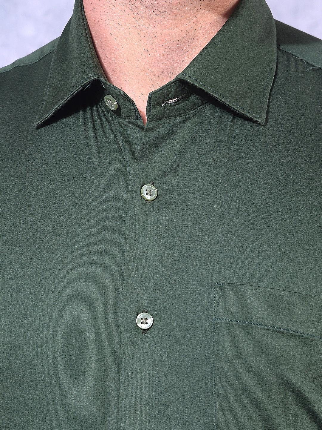 DONLAY BOTTLE GREEN SOLID SLIM-FIT FORMAL SHIRT