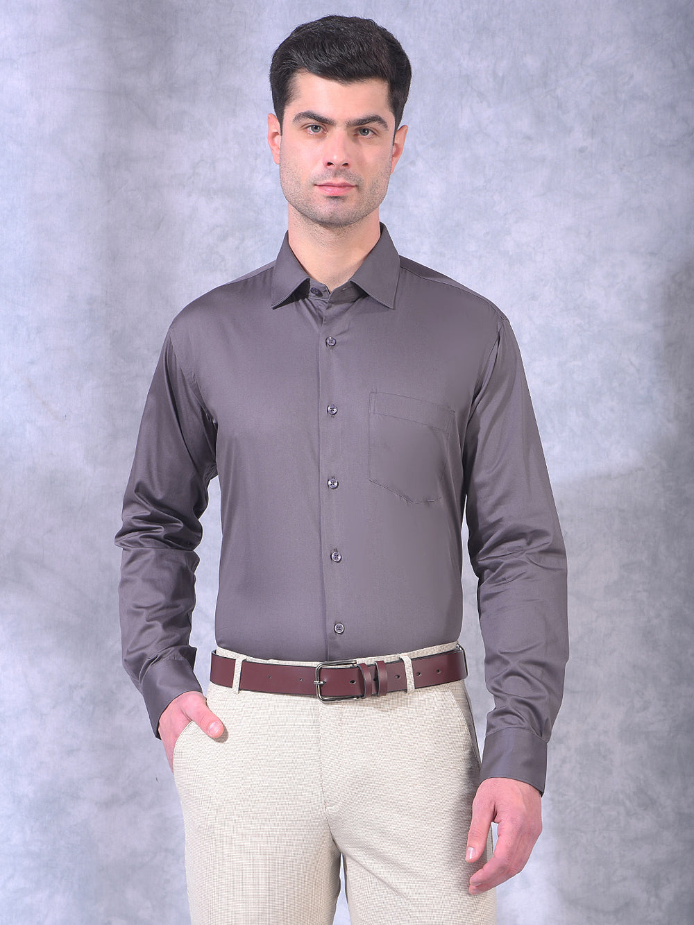 donlay grey solid slim-fit formal shirt
