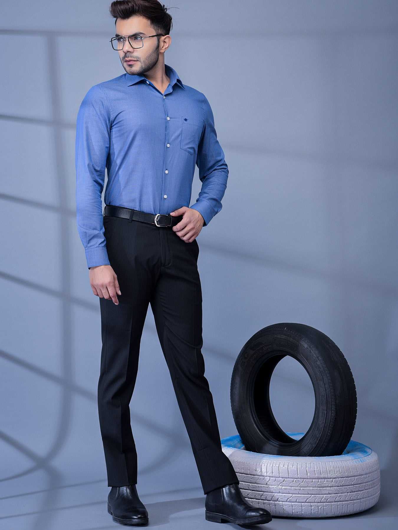 Cobb Beige Solid Regular Fit Formal Trouser