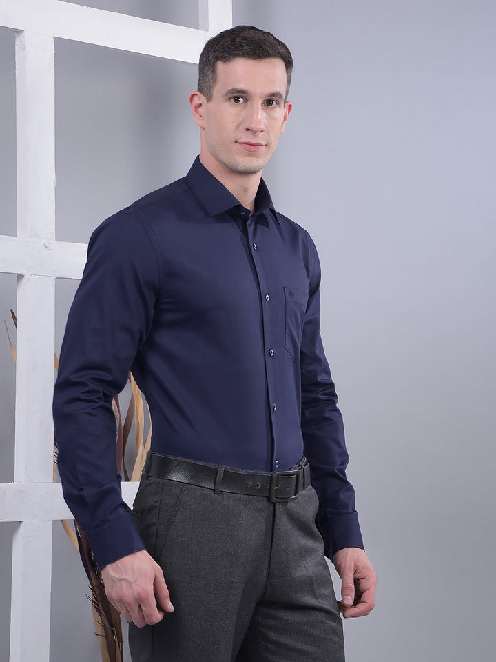 cobb navy blue self-design slim-fit formal shirt