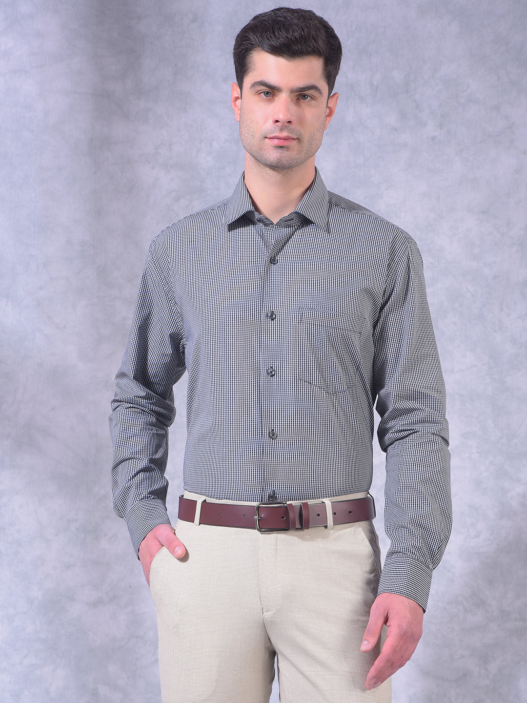 cobb black solid smart-fit formal shirt