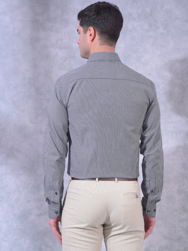 cobb black solid smart-fit formal shirt