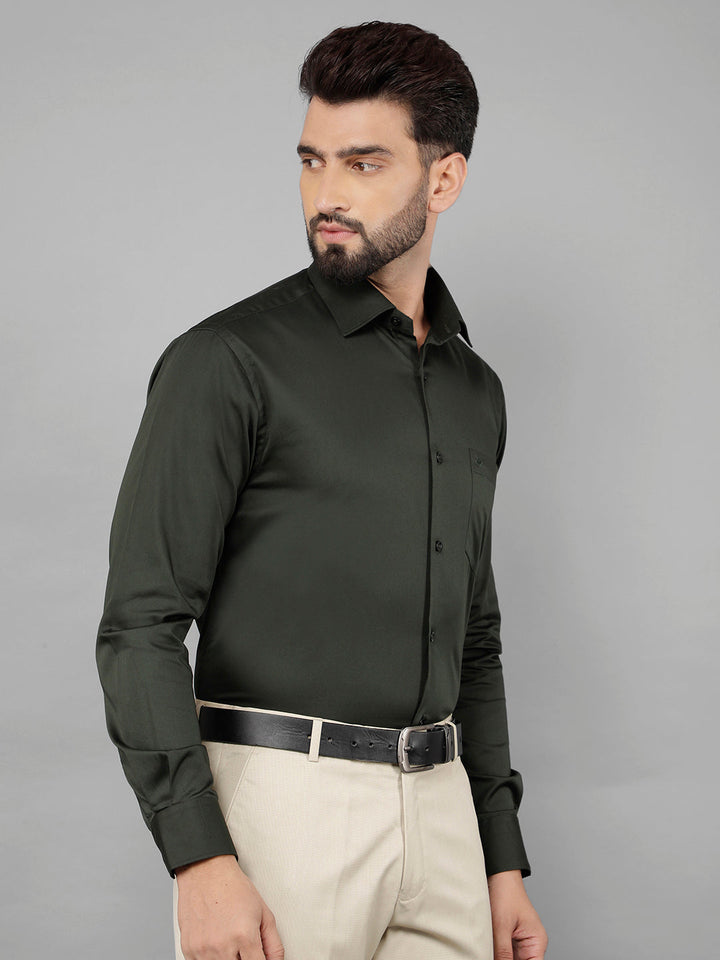 cobb solid bottle green smart-fit formal shirt